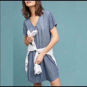 Cloth & Stone/ Anthropologie - Justine chambray shift dress